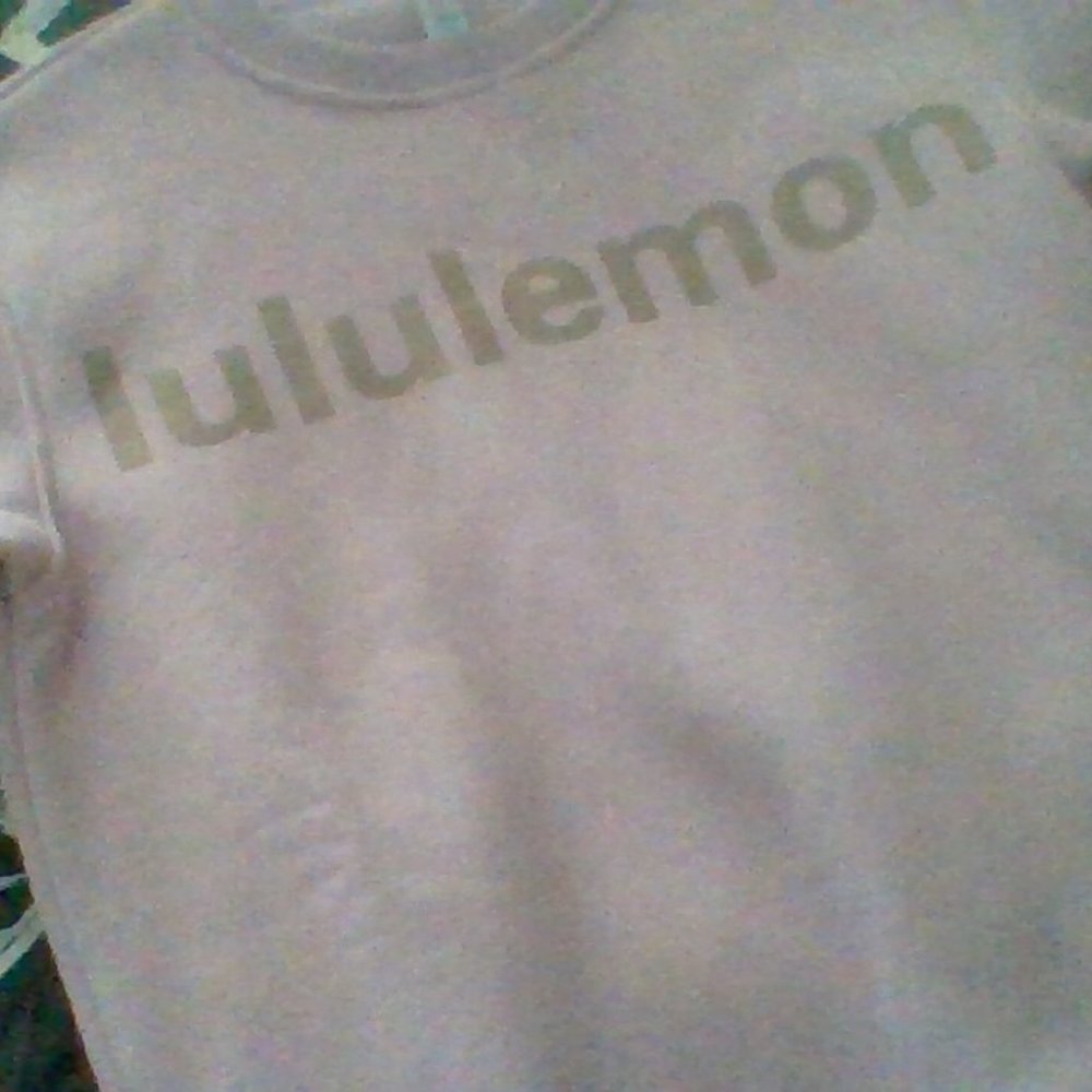 lululemon crew neck